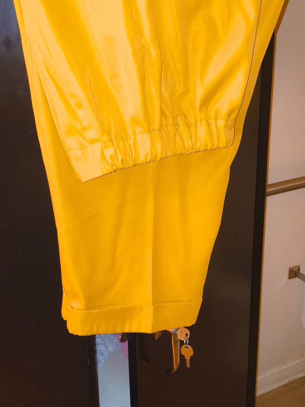 2X Olive Green and Mustard Yellow Casual Pants - 2 Pairs